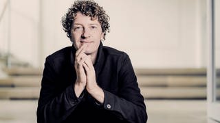 Der Dirigent, Cembalist und Organist Jörg Halubek