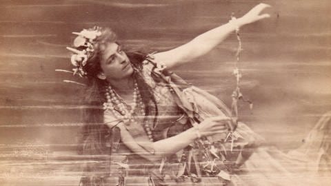 Lilli Lehmann (1848-1929) als Woglinde in Richard Wagners „Rheingold“