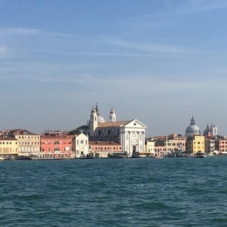 Blick von der Giudecca auf die Hauptinsel von Venedig, wo Luigi Nono geboren wurde. 