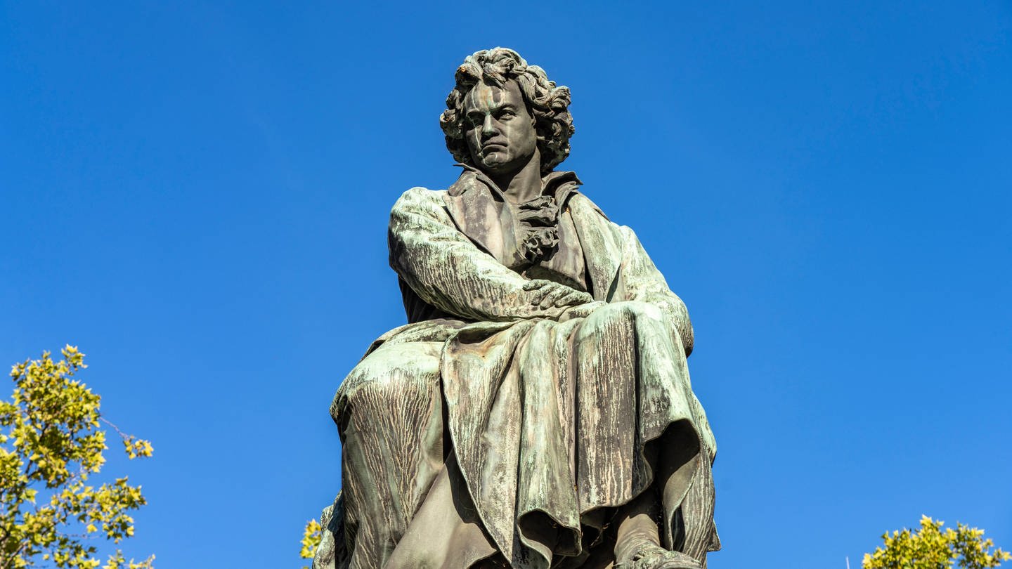200 Jahre Beethovens Neunte: Das Beethoven-Denkmal am Beethovenplatz, Wien