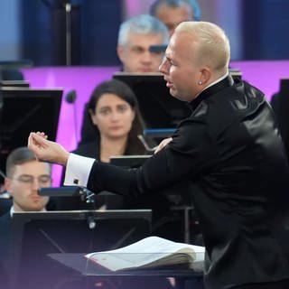 Yannick Nézet-Séguin dirigiert das "Sommernachtskonzert 2023" der Wiener Philharmoniker im Schloss Schönbrunn