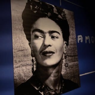 Bild von Frida Kahlo in einer Ausstellung in Bogota, Kolumbien, 12. Juli 2023