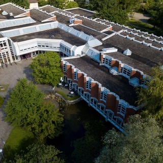 Die Hochschule für Musik Freiburg aus der Luft