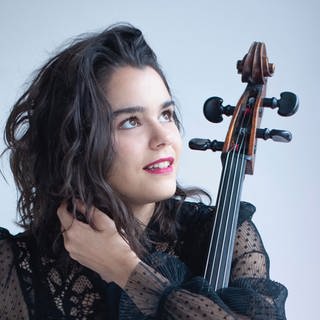 Estelle Revaz, Cellistin und Politikerin 