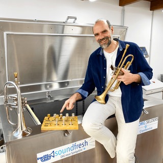 Georg Selders bei einer Tieftemperaturbehandlung von soundfresh