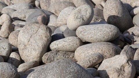 Felsen (in der Nähe von Argenton, Bretange, Frankreich)