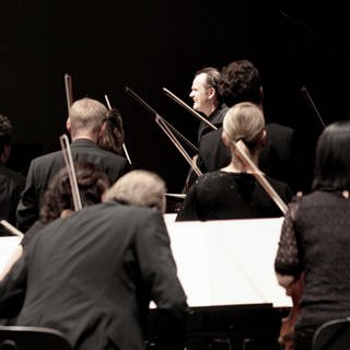 François-Xavier Roth und das SWR Sinfonieorchester Baden-Baden und Freiburg