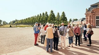 "Im Paradies der Tonkünstler": Ein Stadtrundgang mit anschließendem Konzert im Palais Hirsch