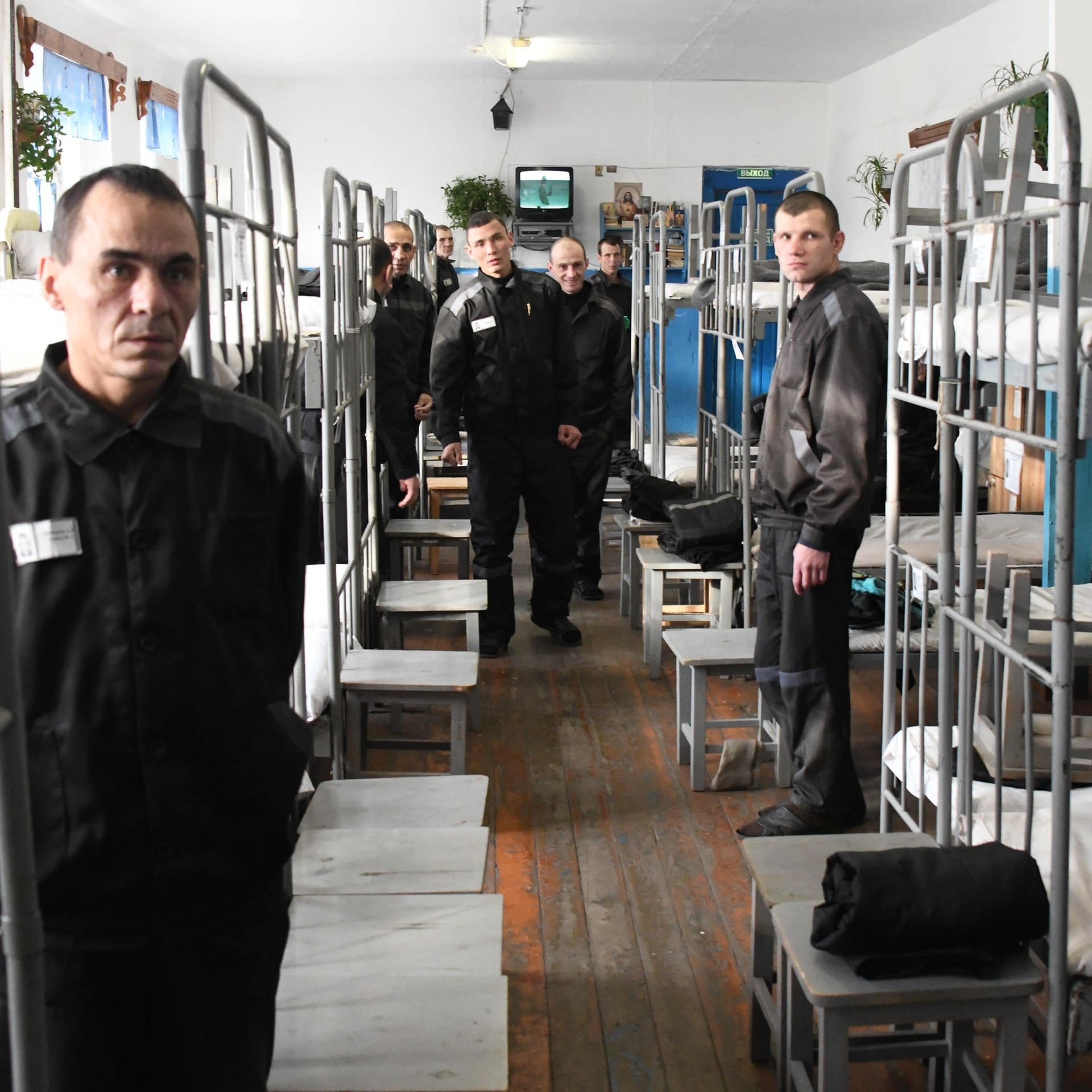 Strafvollzug in Russland – Zwischen Folter und Reform