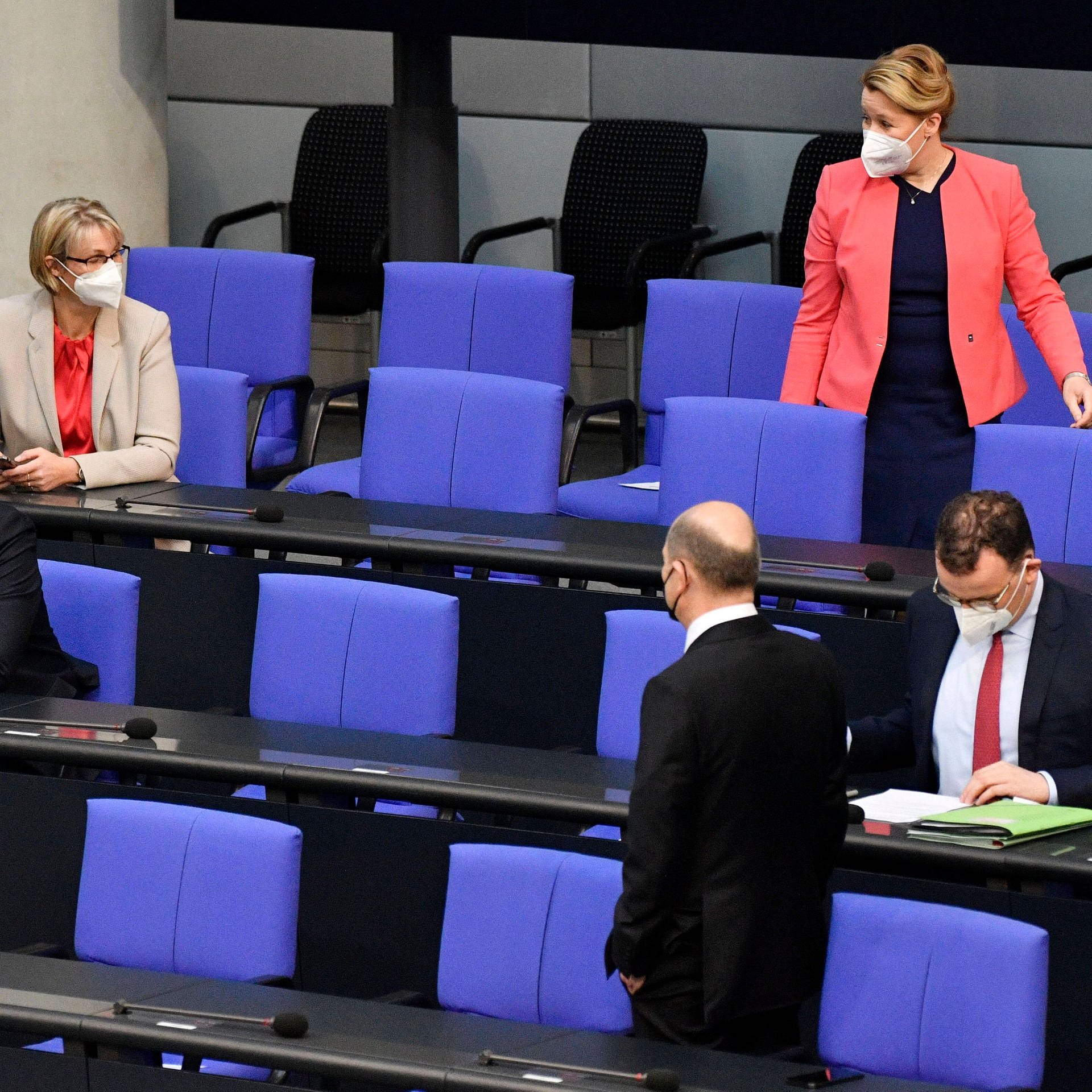 Die Corona-Krise schwächt den Parlamentarismus | Wolfgang Merkel: 