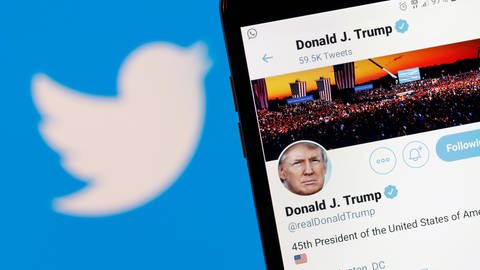 Donald Trums Twitter-Account wurde gesperrt. Anlass war die Stürmung des Kapitols in Washington im Januar 2021. 