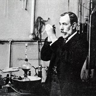 William Ramsay (1852-1916),  Chemiker, der die Edellgase entdeckte