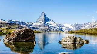 Das Matterhorn ist mit 4.478 m einer der höchsten Berge der Alpen und einer der bekanntesten Berge der Welt