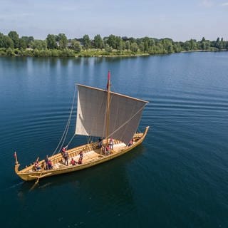 Ein römisches Patrouillenboot des Archäologischen Parks in Xanten ist