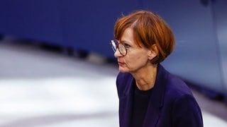 Bettina Stark-Watzinger (FDP), Bundesministerin fuer Bildung und Forschung, aufgenommen im Deutschen Bundestag