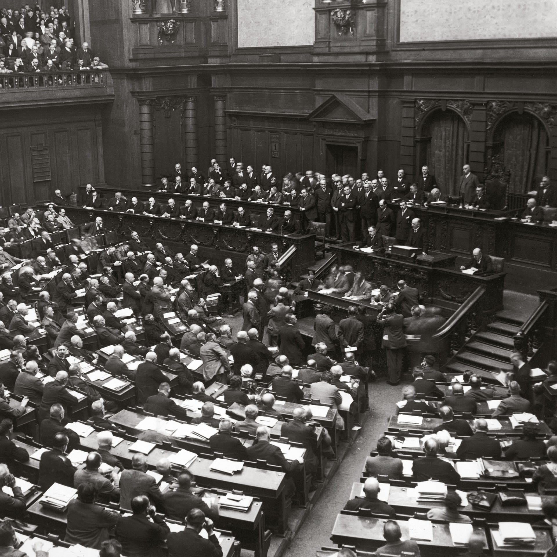 Der Reichstag vor Hitler – Die Weimarer Parlamentsdebatten