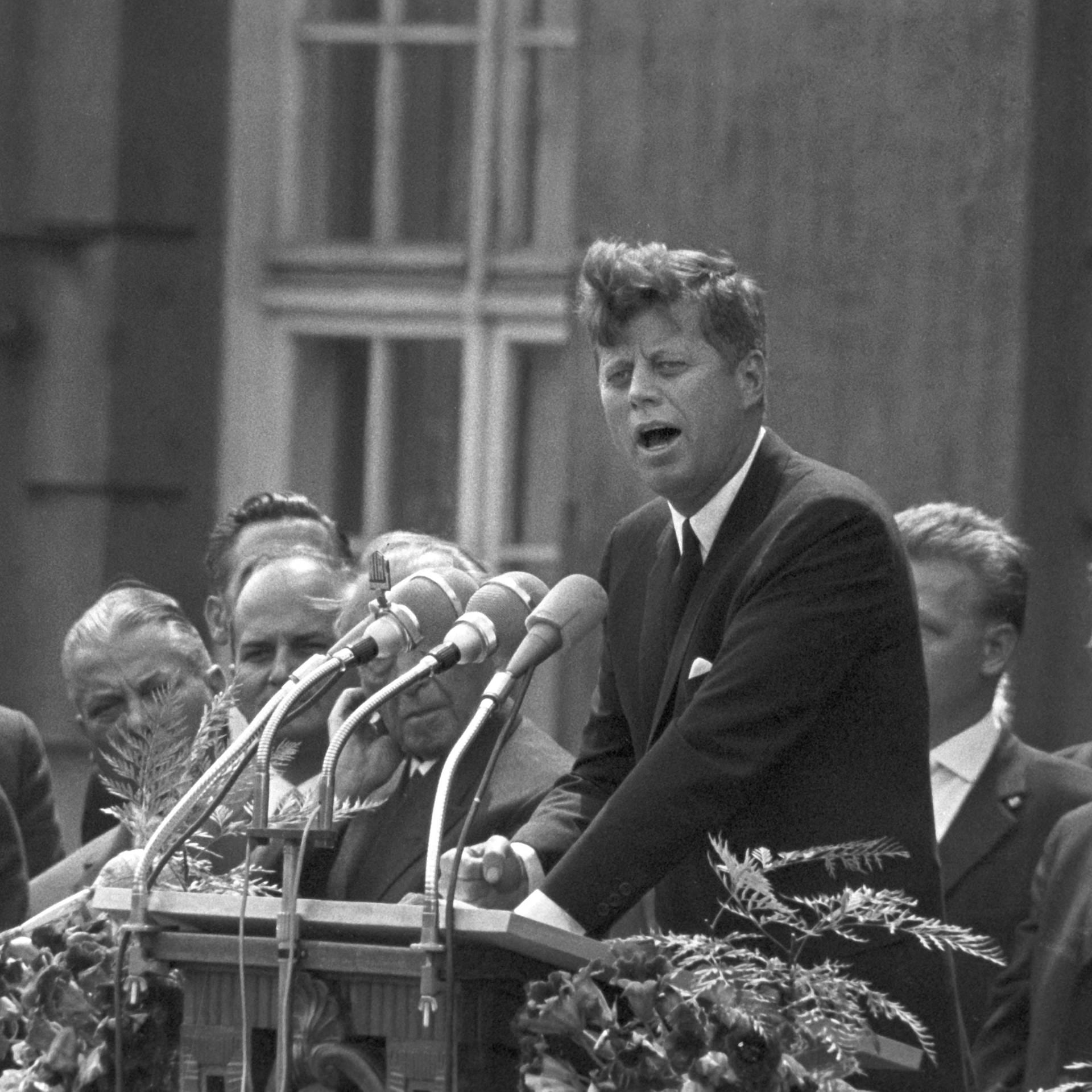 John F. Kennedy: 