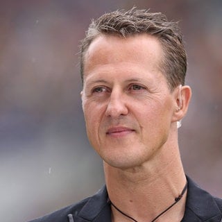 Michael Schumacher, siebenfacher Formel 1-Weltmeister, stürzte 2013 beim Skilaufen in den französischen Alpen und zog sich schwerste Verletzungen zu