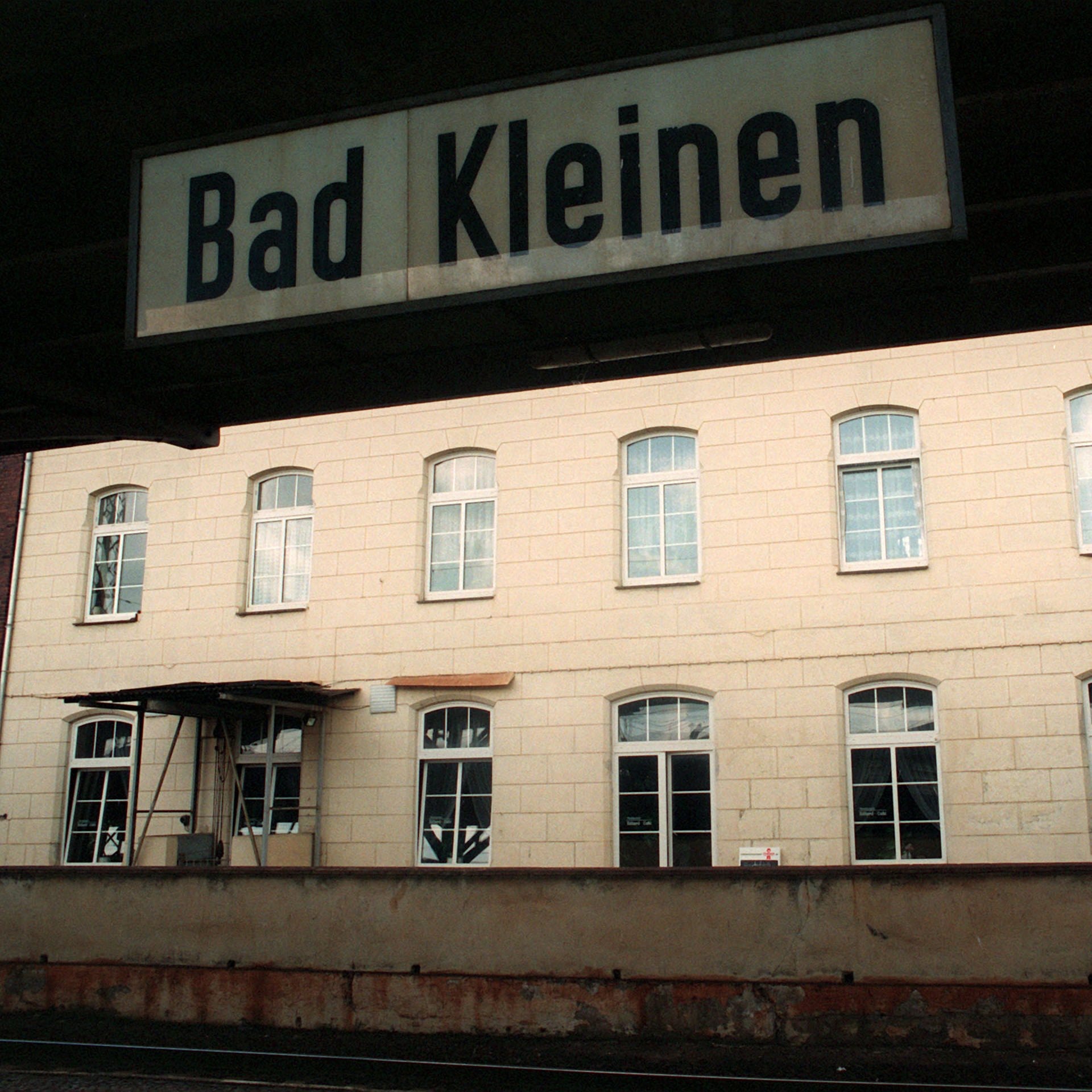 Schusswechsel mit RAF-Terroristen im Bahnhof Bad Kleinen | 27.6.1993