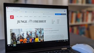 Online-Ausgabe der Zeitung "Junge Freiheit", zu sehen auf einem Laptop.