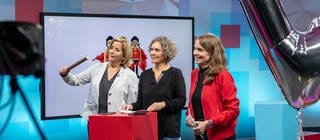 Staffelübergabe Susanne Werling, Claudia Deeg und Anika Keil (v.l.n.r.)