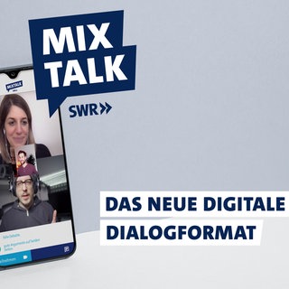 MixTalk - das neue Debattenformat des SWR ist für die mobile Nutzung optimiert.  Zu sehen ist das Logo zusammen mit einem Smartphone, auf dem eine Testversion von "MixTalk" gezeigt wird.