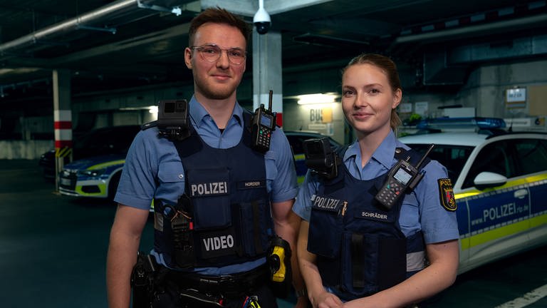 Jonas Horder und Sarah Schräder im Einsatz.