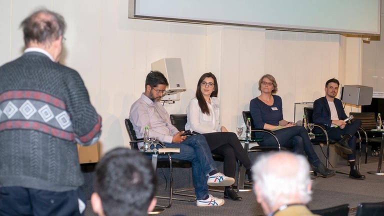 Podiumsdiskussion 3 Teilnehmer: Alexander Sängerlaub, Hasnain Kazim, Duygu Gezen