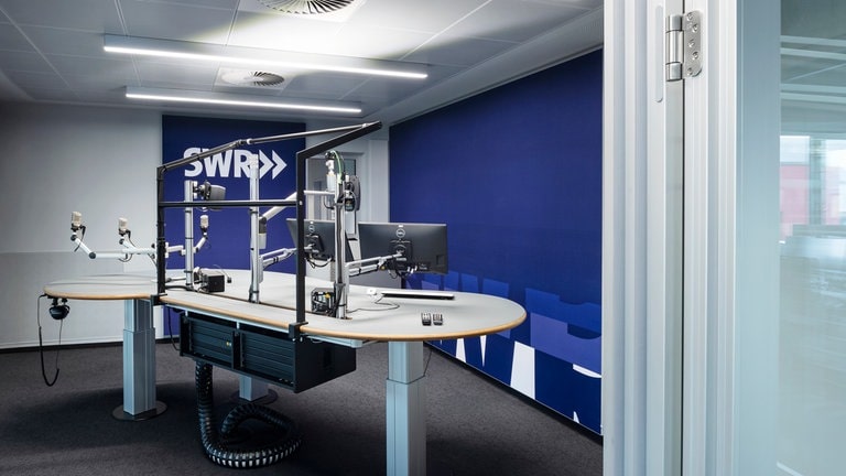 SWR Studio Heilbronn Moderationstisch