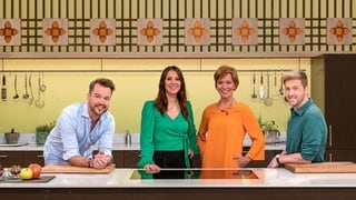 ARD-Buffet Moderatorinnen und Moderatoren (v. l. n. r.): Sebastian Müller, Fatma Mittler-Solak, Evelin König und Johannes Zenglein im ARD-Buffet Studio