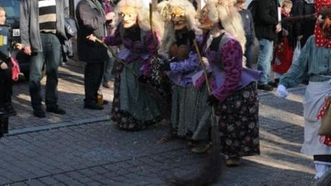 Dreharbeiten beim Faschingsumzug