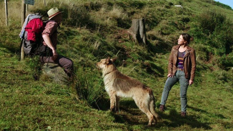 Karl, Franziska Hecker und deren Hund Ramses