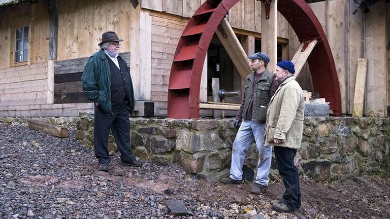 Hermann, Toni und Niki treffen sich an der alten Mühle