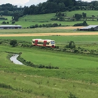 Das kleine Flüsschen Ablach gab der Strecke ihren Namen. Als Biberbahn soll sie nun wieder Touristen ins Hinterland vom Bodensee locken.