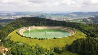 Blick auf den Glems Stausee und die wunderschöne Umgebung.