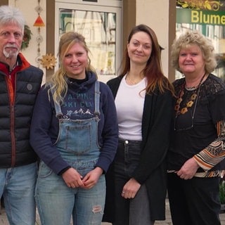 Blumenfamilie Geiser: Trauerfeier im Frühling