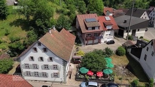 Großes Haus mit Terrasse