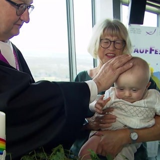 Tauffest auf dem Fernsehturm