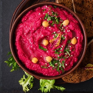 Rote Beete Hummus