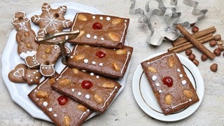 Klassischer Lebkuchen mit Verzierung