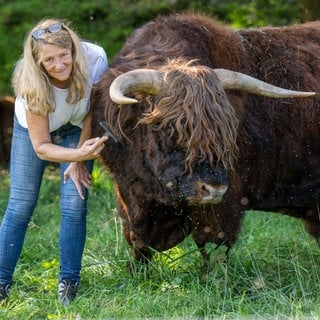 Christine Baumann: Gemeinsam mit ihrer Familie züchtet sie im nördlichen Schwarzwald Schottische Hochlandrinder.