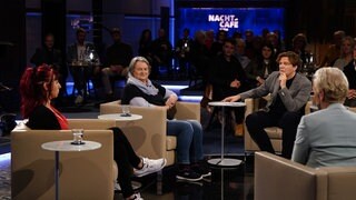 Jenna Rasche, Helga Appel und Michael Steinbrecher im "Nachtcafé"