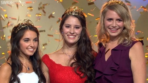 Carolin Hillenbrand (links) mit Angelina Vogt (Mitte) und Julia Sophie Böcklen (rechts). 