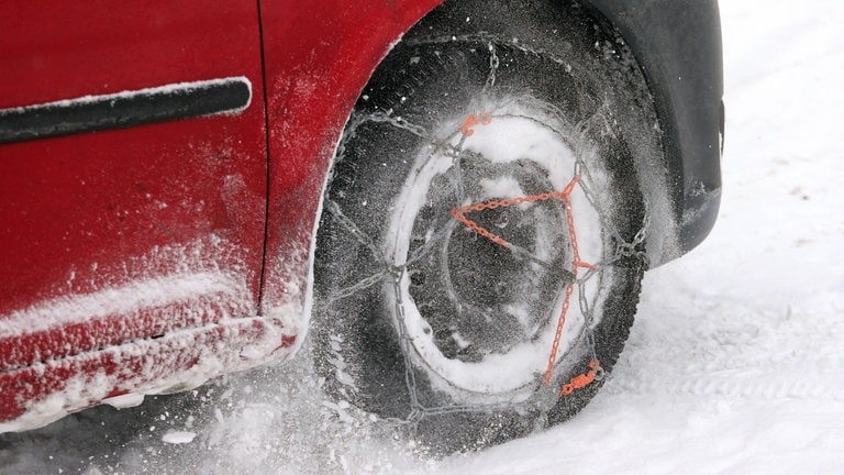 Wintereinbruch: So Fahren Sie Sicher Auf Glatten Straßen - SWR1 RP - SWR1