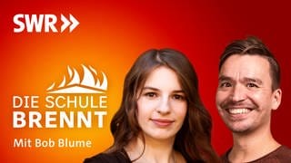 Marina Weisband und Bob Blume auf dem Podcast-Cover von "Die Schule brennt – Mit Bob Blume"