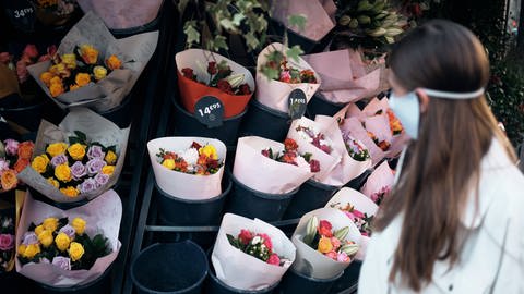 Bio-Blumen findet man am ehesten auf Wochenmärkten.