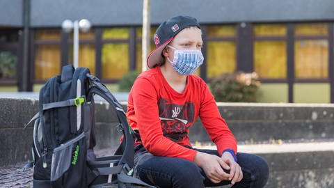 Auch an deutschen Schulen steigen die Corona-Infektionszahlen. Welche Rolle spielen Kinder und Jugendliche bei der Ausbreitung der Pandemie?