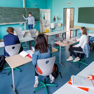 Luftreiniger gibt es bislang nur in den wenigsten Schulen. 