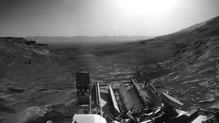 Der Mars-Rover Curiosity hat bei der Entnahme von Gesteinsproben Kohlenstoff 12 entdeckt.