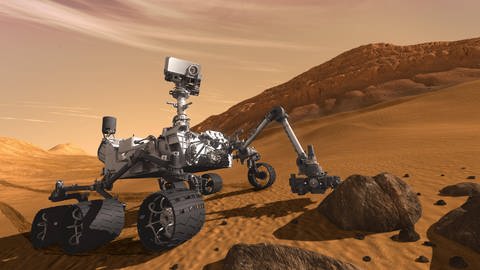 NASA-Marsrover Curiosity auf der Marsoberfläche.